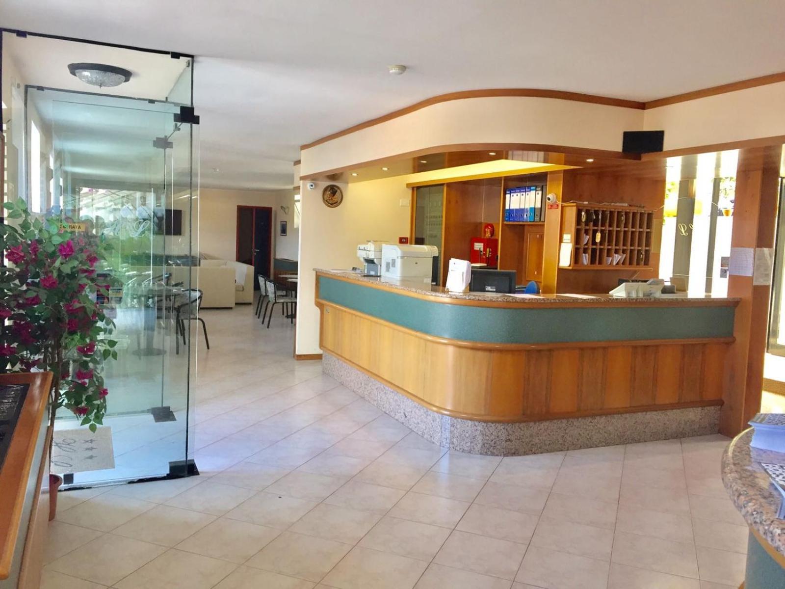 Hotel Lido Gargnano Kültér fotó