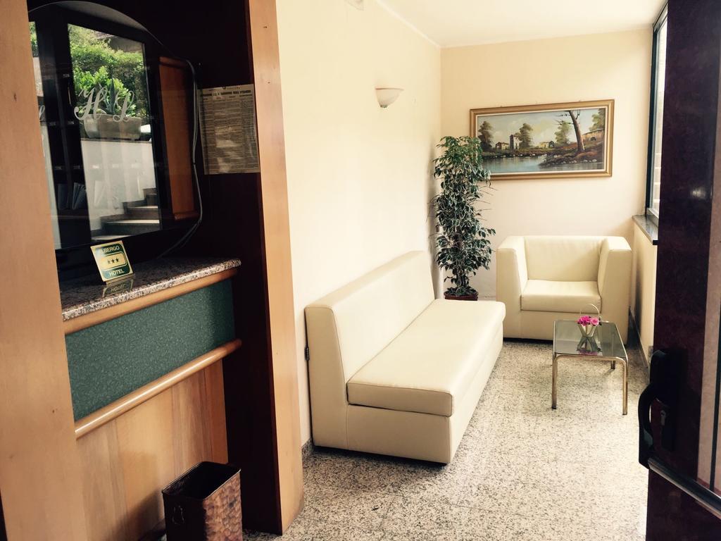 Hotel Lido Gargnano Kültér fotó