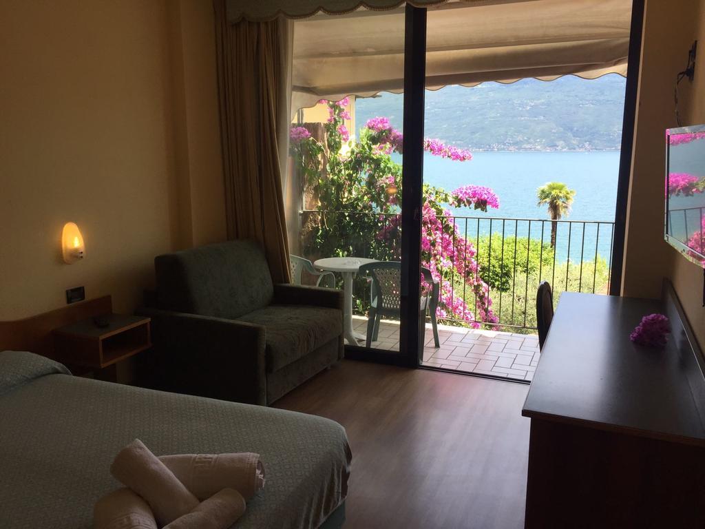 Hotel Lido Gargnano Szoba fotó