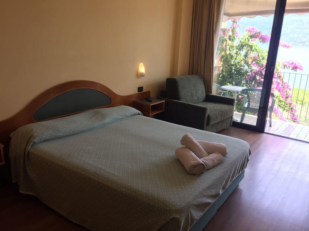 Hotel Lido Gargnano Kültér fotó