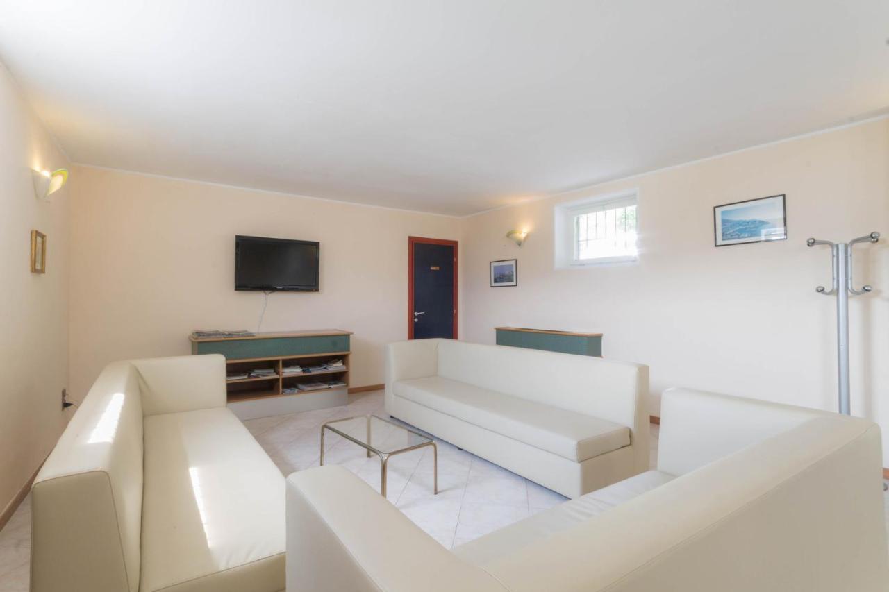 Hotel Lido Gargnano Kültér fotó