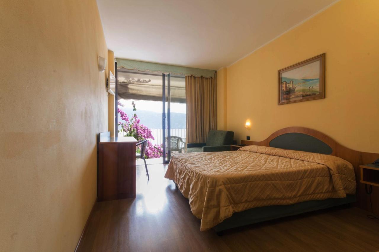 Hotel Lido Gargnano Kültér fotó
