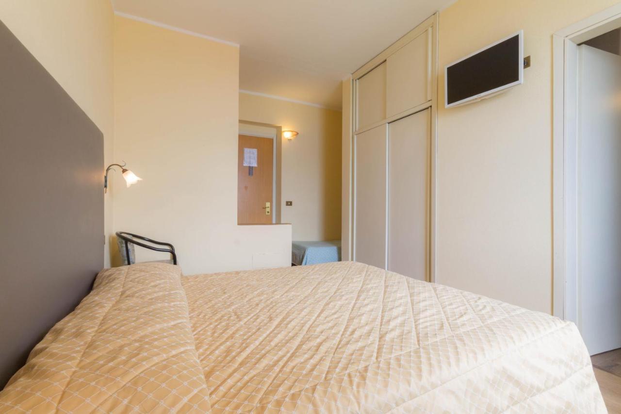 Hotel Lido Gargnano Kültér fotó